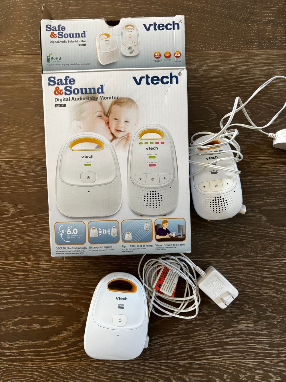 VTech Safe & Sound Digital Audio Baby Monitor - White with Yellow Accents
